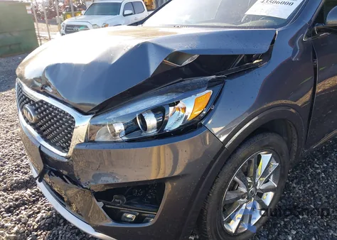 2016 Kia Sorento 3.3L Sxl z USA, uszkodzony, nr VIN 5XYPK4A5XGG100329
